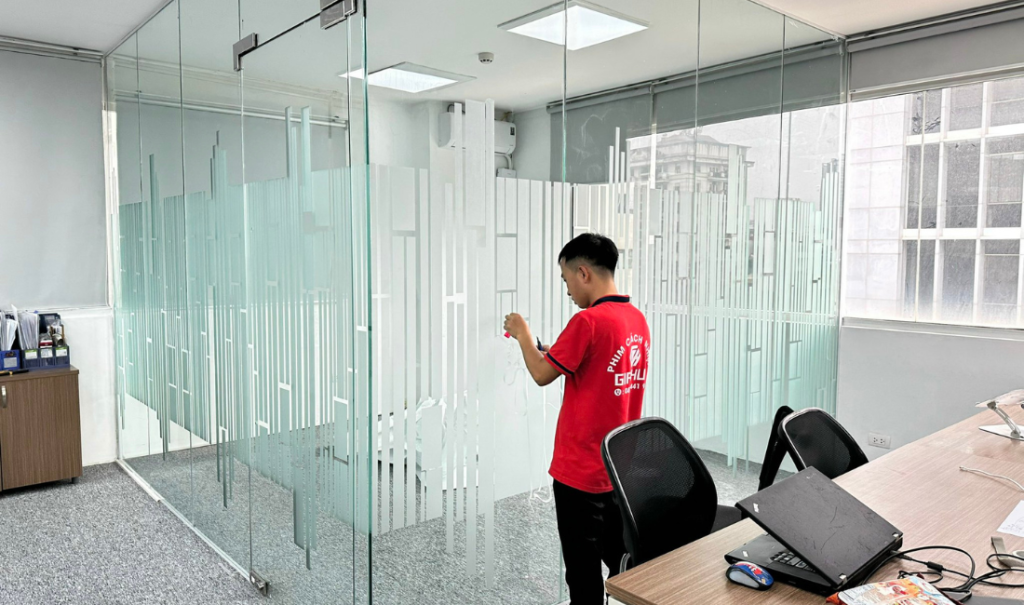 decal dán kính mờ