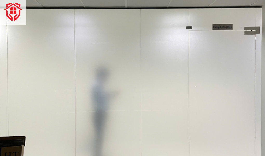 deca dán kính mờ trơn