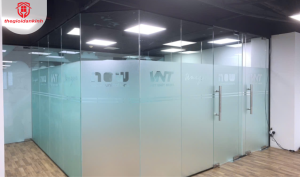 decal dán kính mờ cắt chư CNC