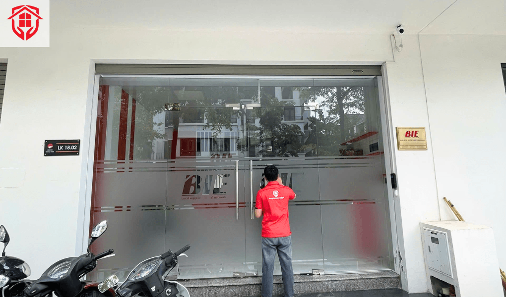 decal mờ dán kính