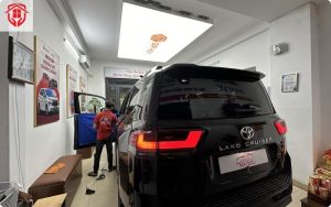 Dán phim cách nhiệt ô tô